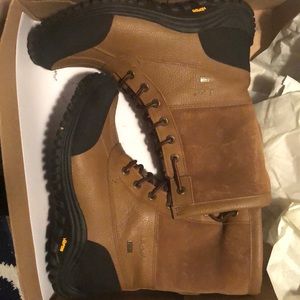 UGG Adirondack boot II